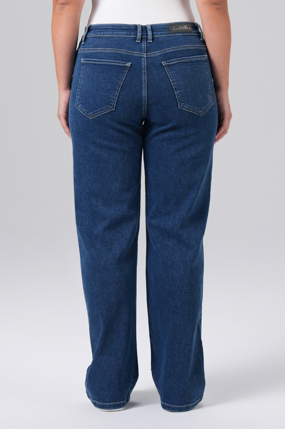 LeMaPa Blue Classic – Die perfekte Jeans für Kurven – Bild 4